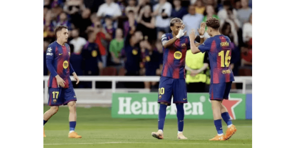Domácí vítězství Barcelony 6:1 přineslo Ferminovi hattrick