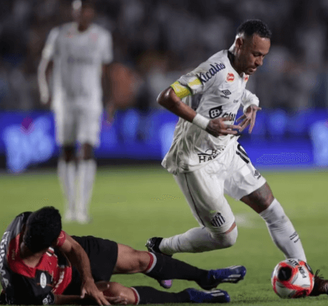 Kruté realitě, které Neymar čelí po návratu do Santosu